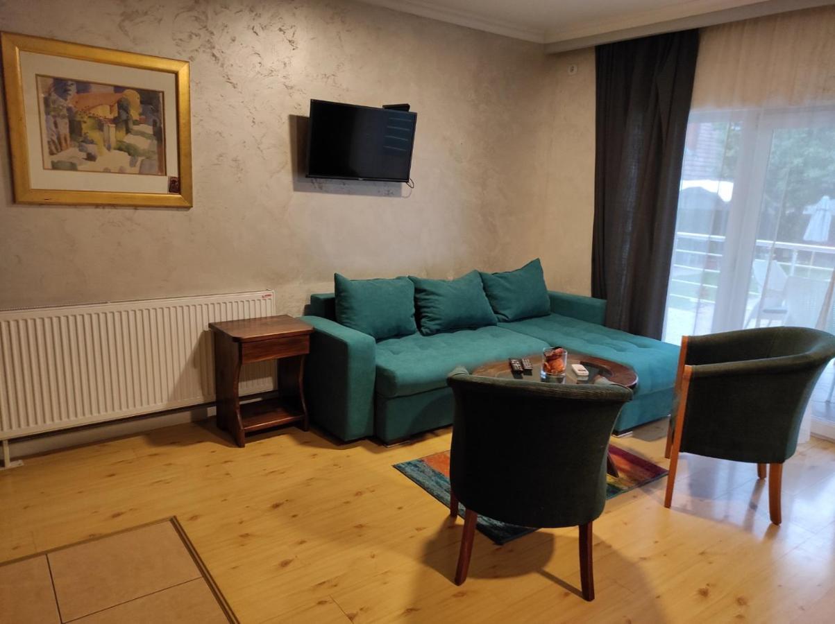 Vila Mila Riverside Apartments Смедереве Екстер'єр фото
