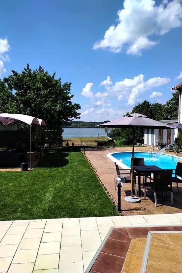 Vila Mila Riverside Apartments Смедереве Екстер'єр фото
