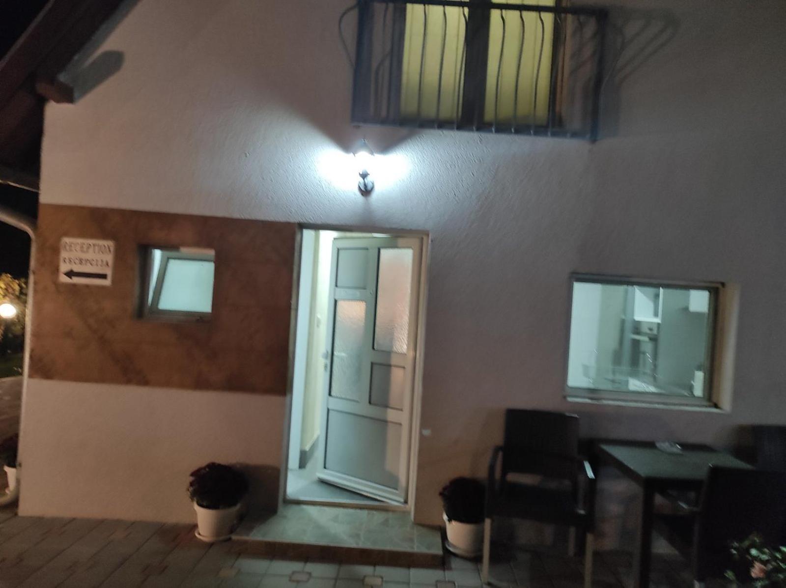 Vila Mila Riverside Apartments Смедереве Номер фото